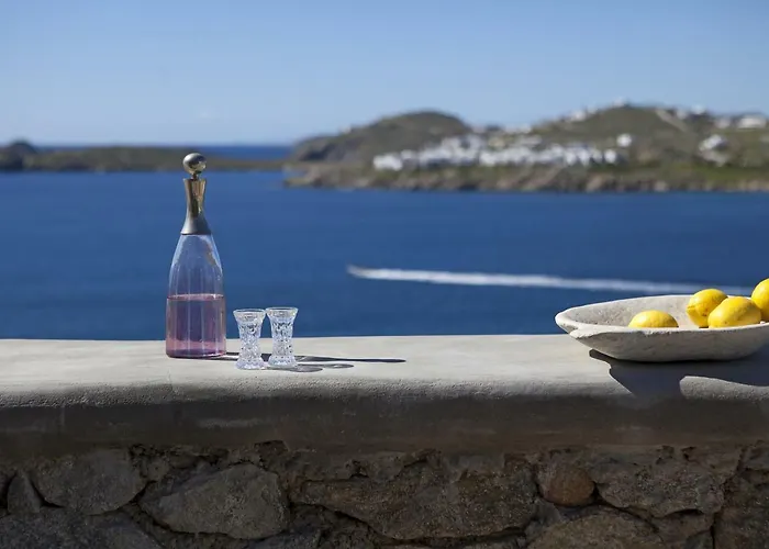 Beachfront Mykonos Apartment Ornos (Mykonos)